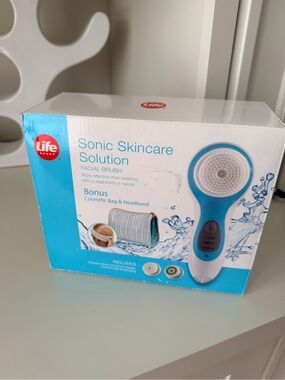 LIFE BRAND SHOPPERS DRUG MART Sonic Skincare Solution Facial Brush BRAND NEW